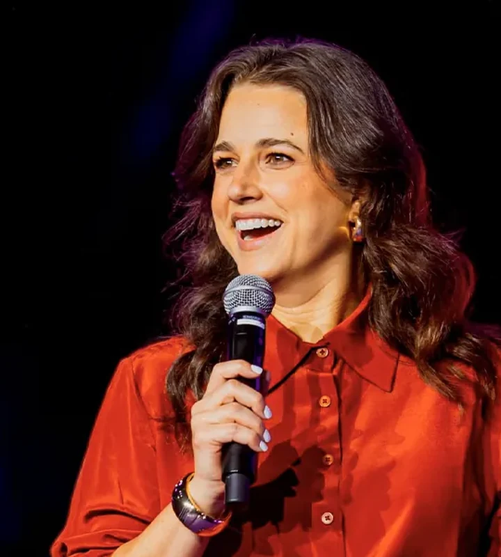 Beatriz Guarezi — Fundadora e CEO, Bits and Brands